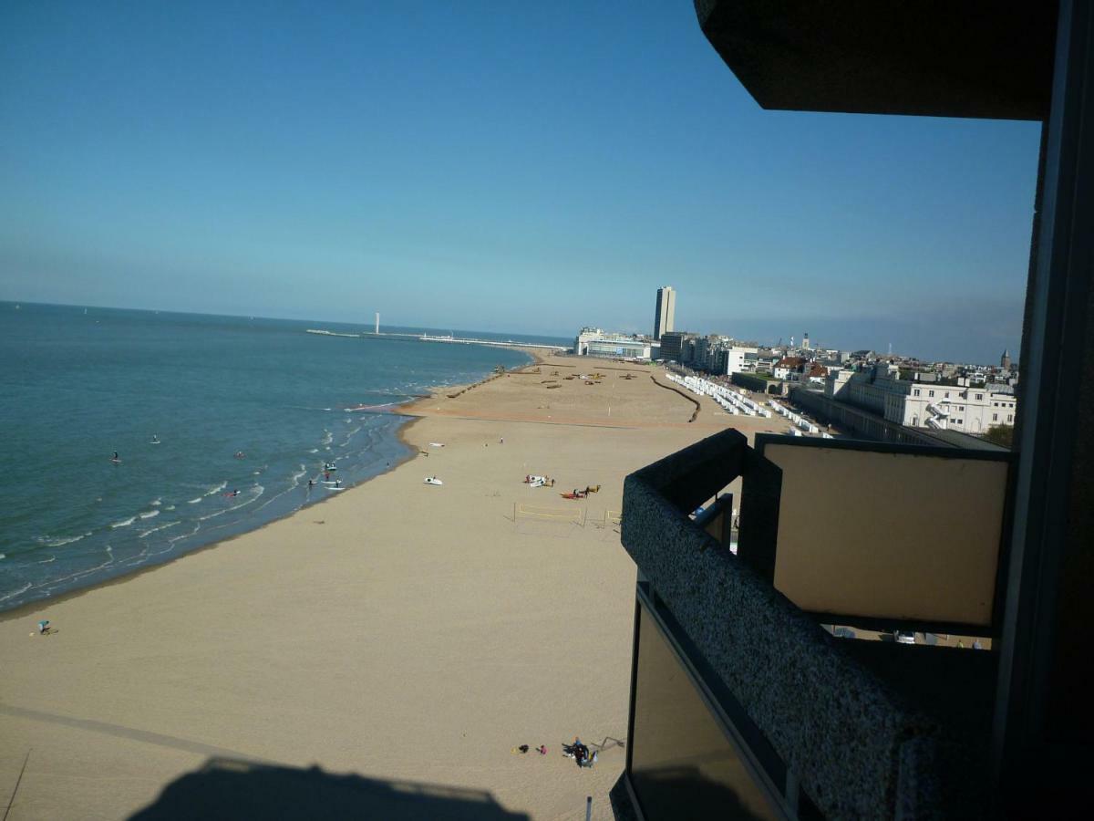 Residentie Aldis Met Zeezicht Apartment Ostend Exterior photo